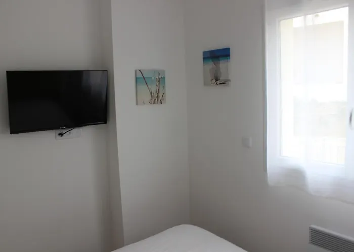 Apartman T3 Vue Direct Clim N79 Linguizzetta